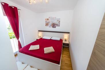 Ferienwohnungen am Meer Nin, Zadar - 12501