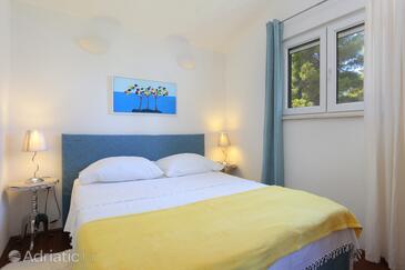 Apartments by the sea Okrug Donji, Čiovo - 12502