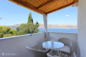 Apartments by the sea Okrug Donji, Čiovo - 12502