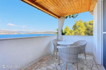 Apartments by the sea Okrug Donji, Čiovo - 12502