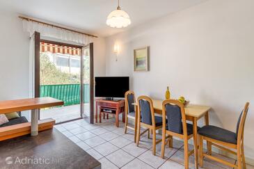 Apartmaji s parkingom Mali Lošinj, Lošinj - 12551