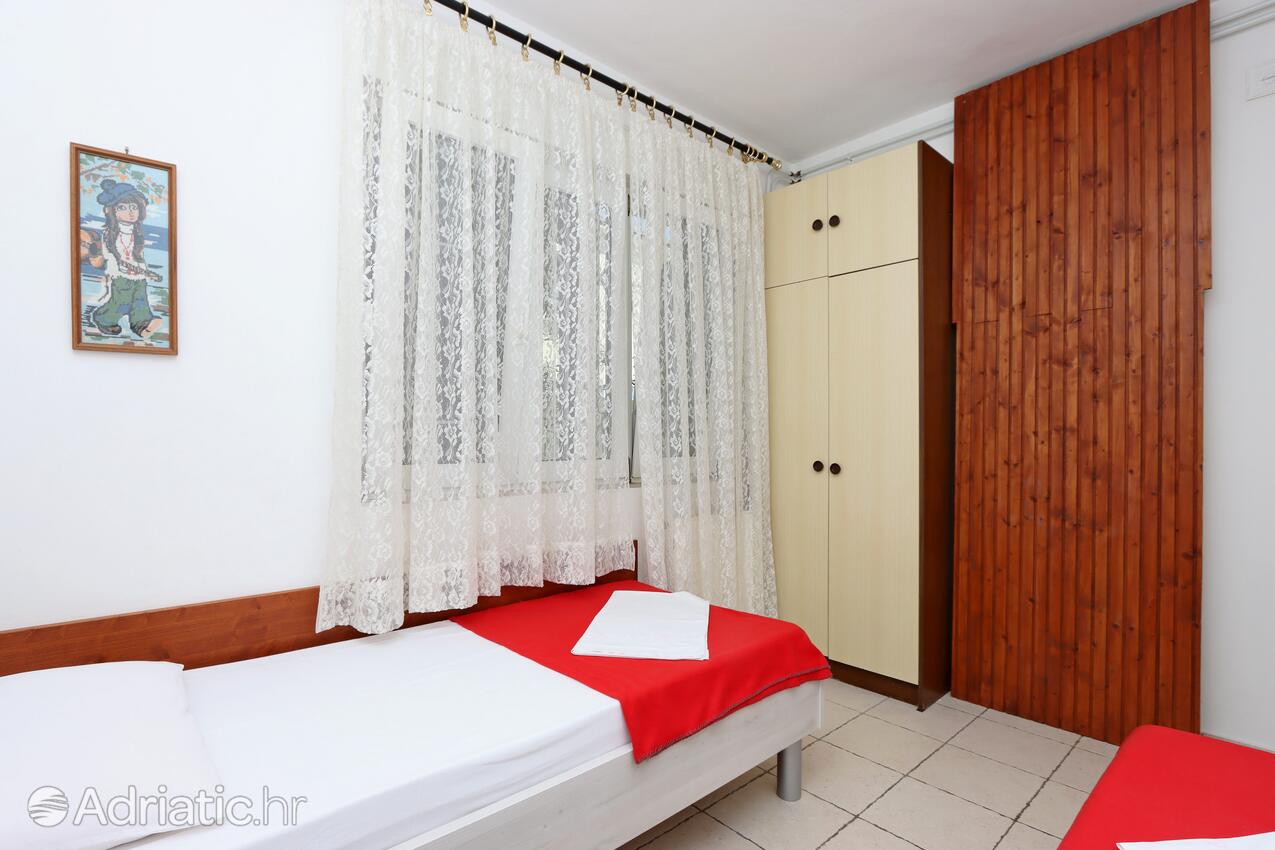 A-12592-a - Private accommodation - Apartments with a parking space Crikvenica