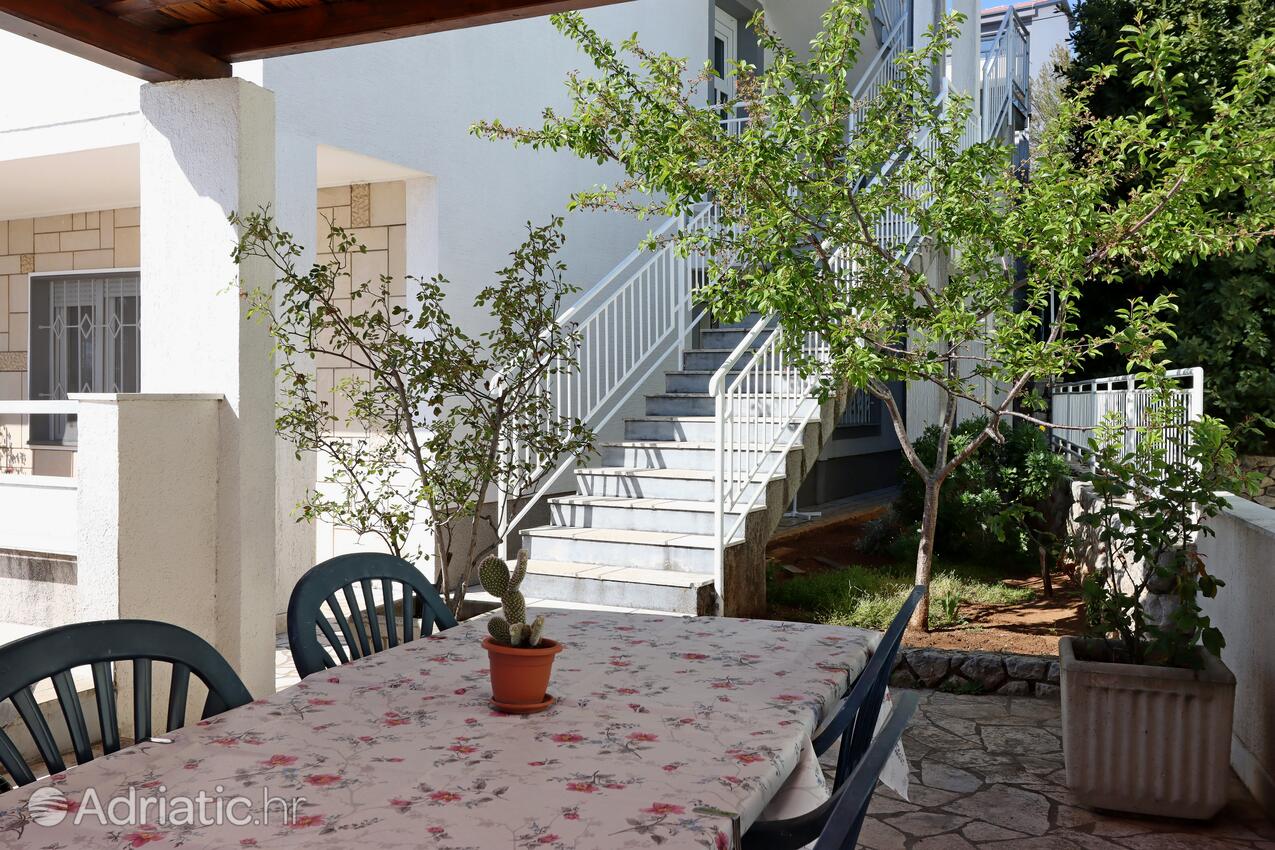 A-12592-a - Private accommodation - Apartments with a parking space Crikvenica
