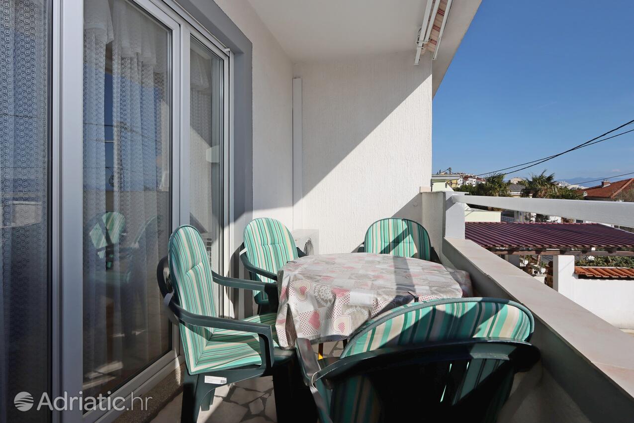 A-12592-c - Private accommodation - Apartments with a parking space Crikvenica