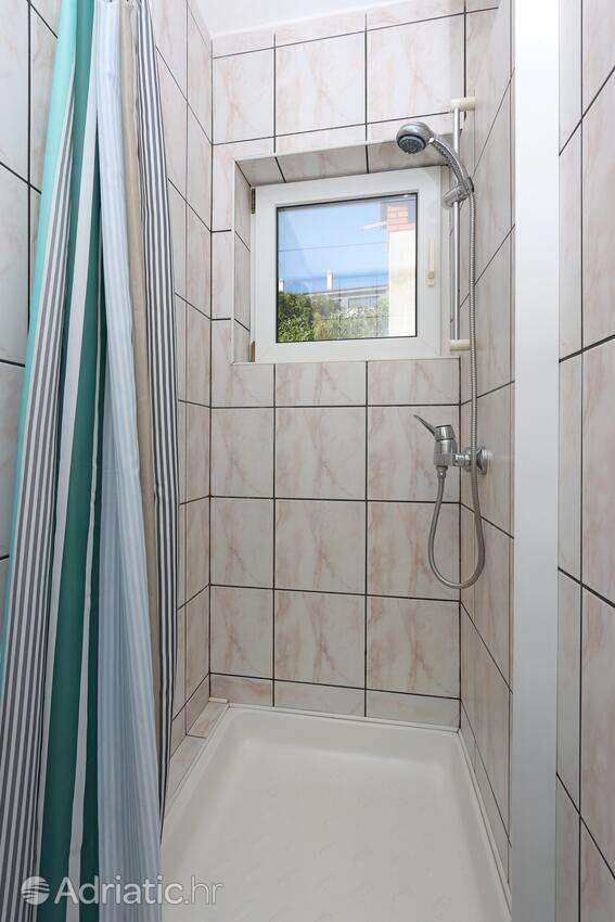 A-12592-c - Private accommodation - Apartments with a parking space Crikvenica