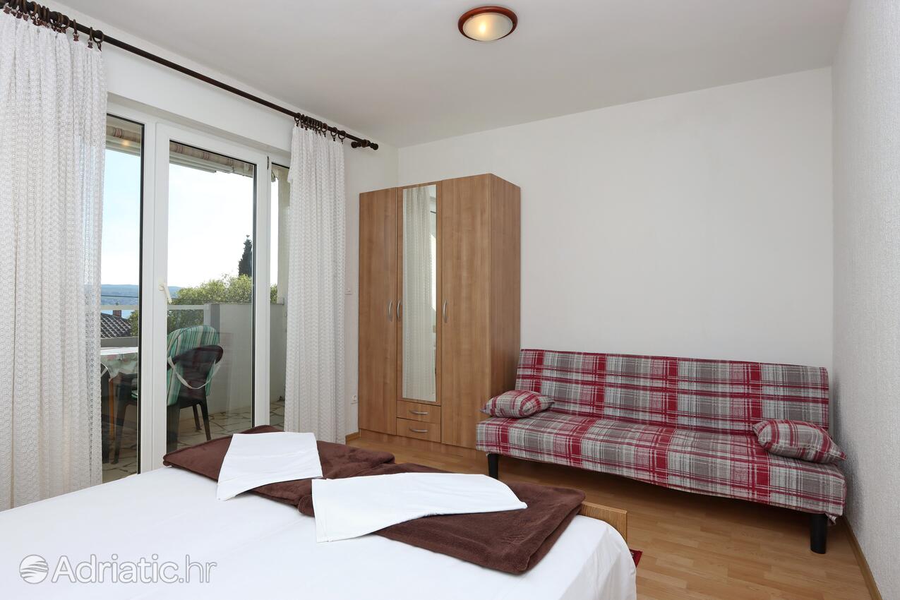 A-12592-c - Private accommodation - Apartments with a parking space Crikvenica