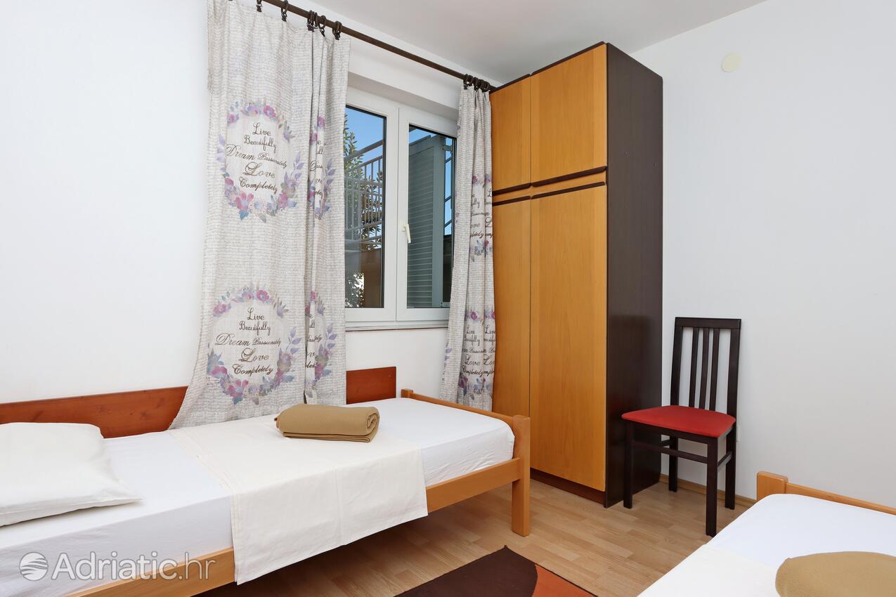 A-12592-d - Private accommodation - Apartments with a parking space Crikvenica
