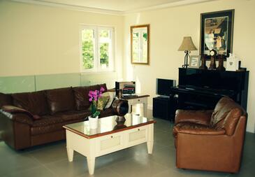 Ferienwohnungen mit Pool für Familien Kozino, Zadar - 12630