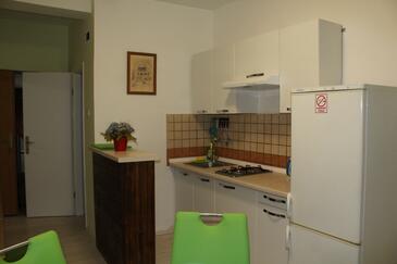 Apartmaji s parkingom Crikvenica - 12657