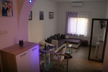 Family-friendly apartments with swimming pool Sveti Juraj, Senj - 12659