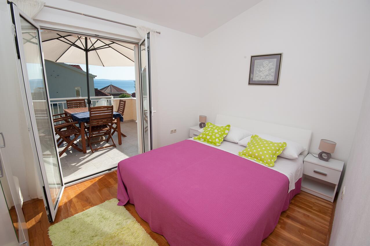 Apartmani s parkingom Podstrana, Split - 12664