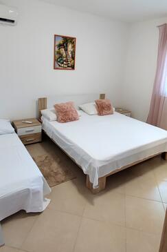 Rodinné apartmány s bazénem Vinišće, Trogir - 12676