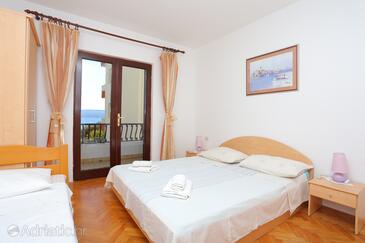 Apartments by the sea Duće, Omiš - 12687