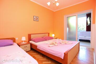 Apartments by the sea Duće, Omiš - 12687