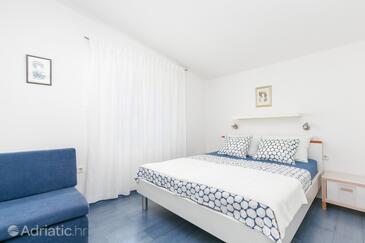 Apartmanok a tenger mellett Razanj, Rogoznica - 12733