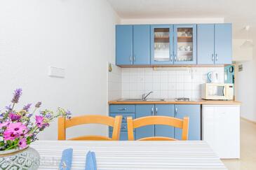 Apartmanok a tenger mellett Razanj, Rogoznica - 12733