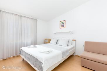 Lejligheder ved havet Razanj, Rogoznica - 12733