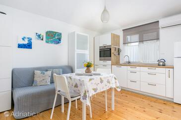 Apartamente lângă mare Razanj, Rogoznica - 12733