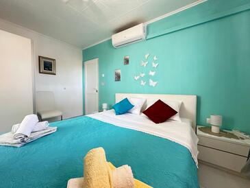 Appartamenti accanto al mare Sale - Sali, Isola Lunga - Dugi otok - 12757