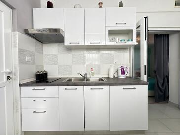 Appartamenti accanto al mare Sale - Sali, Isola Lunga - Dugi otok - 12757