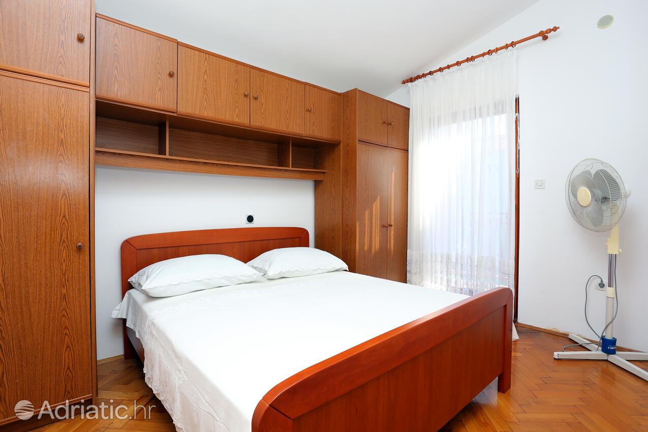 Apartamente cu parcare Seget Vranjica, Trogir - 12760