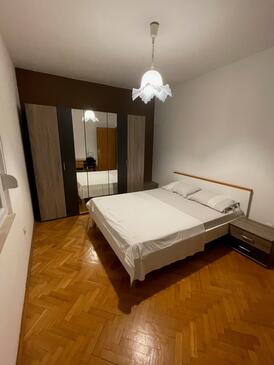 Apartmány s parkoviskom Seget Vranjica, Trogir - 12760