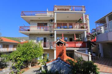 Апартаменты с парковкой Сегет Враница - Seget Vranjica, Трогир - Trogir - 12760 Adriatic.hr