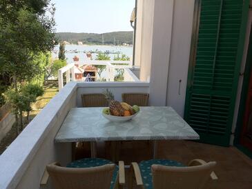 Apartamente şi camere cu piscină Kampor, Rab - 12773