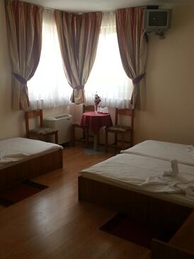 Værelser med privat parkering Grabovac, Plitvice - 12835