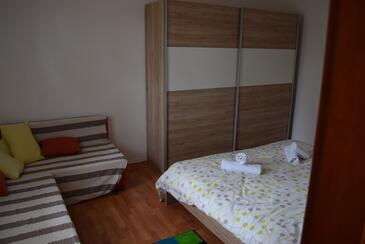 Apartments with parking space Split - 12846