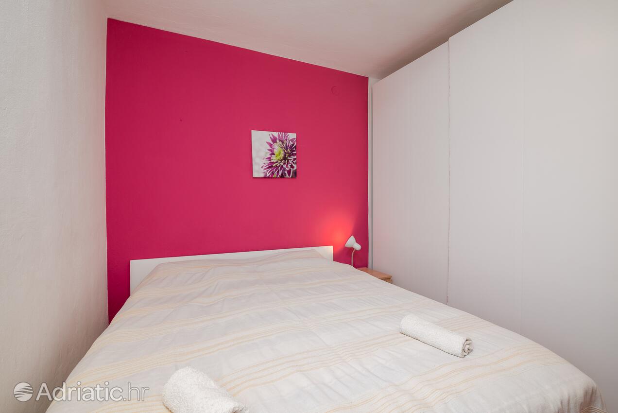 A-12891-a - Privátní ubytování - Apartmány s parkovištěm Ravni, Labin