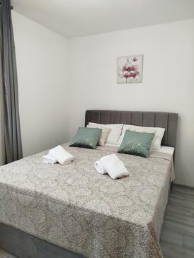 Appartamenti con parcheggio Lokva Rogoznica, Almissa - Omiš - 12906