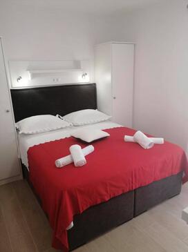 Apartamentos com terraço Baška Voda, Dalmácia Central