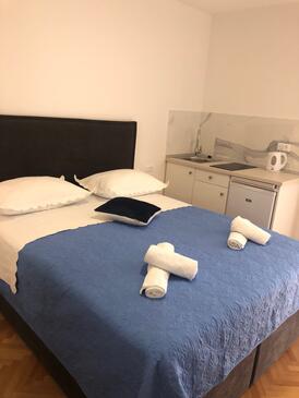 Apartamentos com terraço Baška Voda, Dalmácia Central