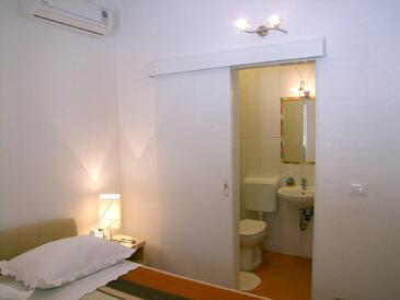 Apartamentos com terraço Baška Voda, Dalmácia Central