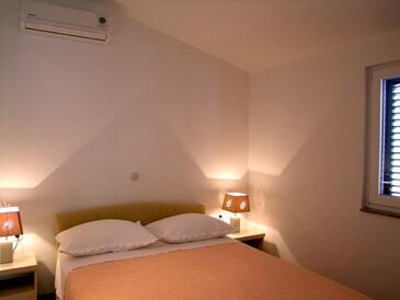 Apartamentos com terraço Baška Voda, Dalmácia Central