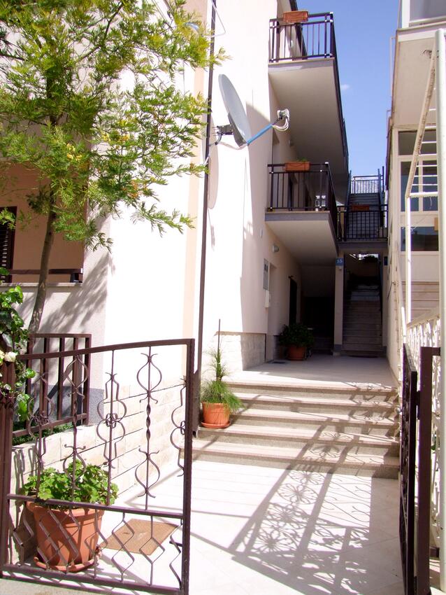 Apartamentos com terraço Baška Voda, Dalmácia Central