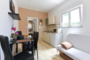 Apartmani s parkingom Privlaka, Zadar - 12957