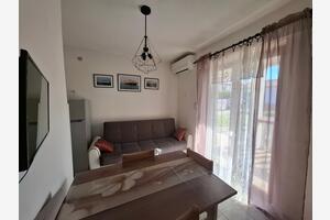Appartamento di due stanze Brevilacqua - Privlaka, Zara - Zadar (A-12985-c(