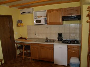 Apartmaji s parkingom Roč, Centralna Istra - Središnja Istra - 12993