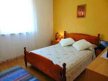 Apartamentos con parking Liznjan, Medulin - 13009