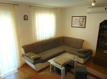Apartamentos con parking Liznjan, Medulin - 13009