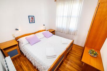Apartmani uz more Mandre, Pag - 13015