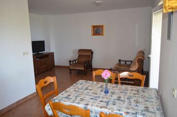 Apartments with parking space Lun, Pag - 13022