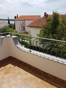 Apartments by the sea Novalja, Pag - 13033