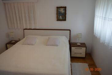 Ferienwohnungen am Meer Kozino, Zadar - 13085