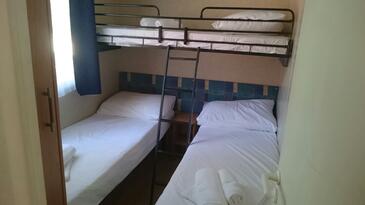 Family-friendly apartments with swimming pool Novalja, Pag - 13090