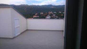 Apartments with parking space Novi Vinodolski - 13098