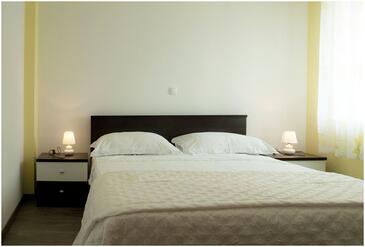 Ferienwohnungen am Meer Kali, Ugljan - 13147