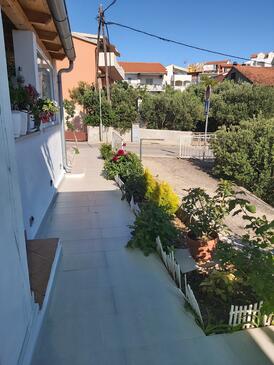 Apartmány a pokoje s parkovištěm  Hvar - 13161